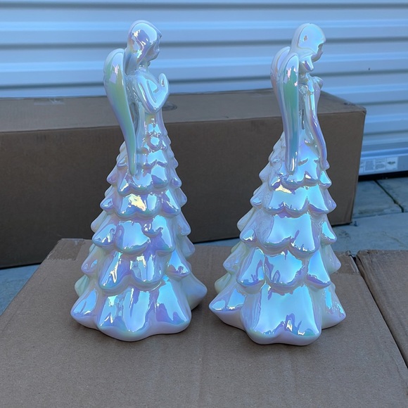 Valerie Parr Hill Set of 2 Illuminated Iridescent Porcelain Angels - Picture 4 of 9